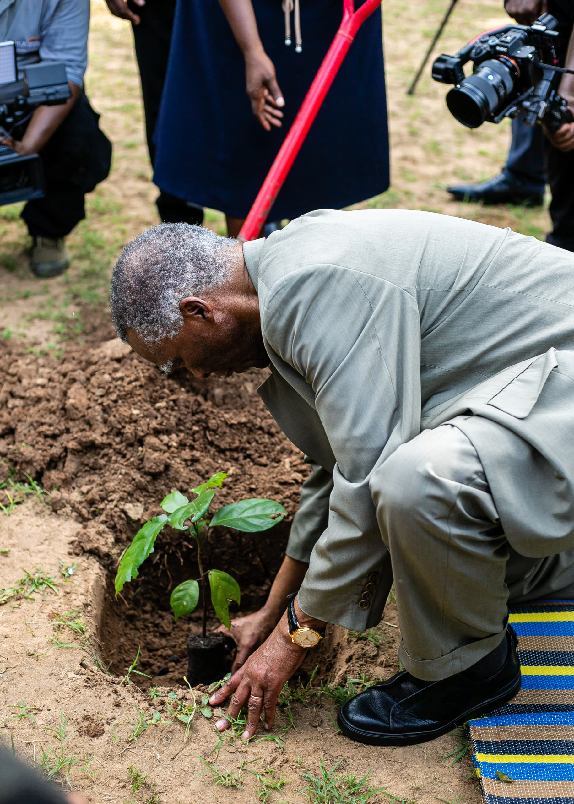 Former South African President Thabo Mbeki Plants Tree in Honor of Freedom Fighters at SUA